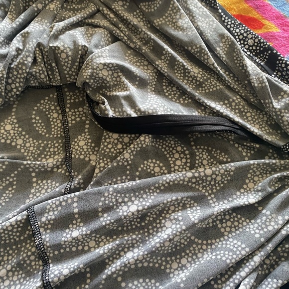 MICHAEL Michael Kors Black Plunge Neck Cocktail Dress - Picture 3 of 6